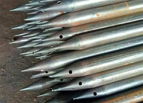 新密隧道钢花管现货